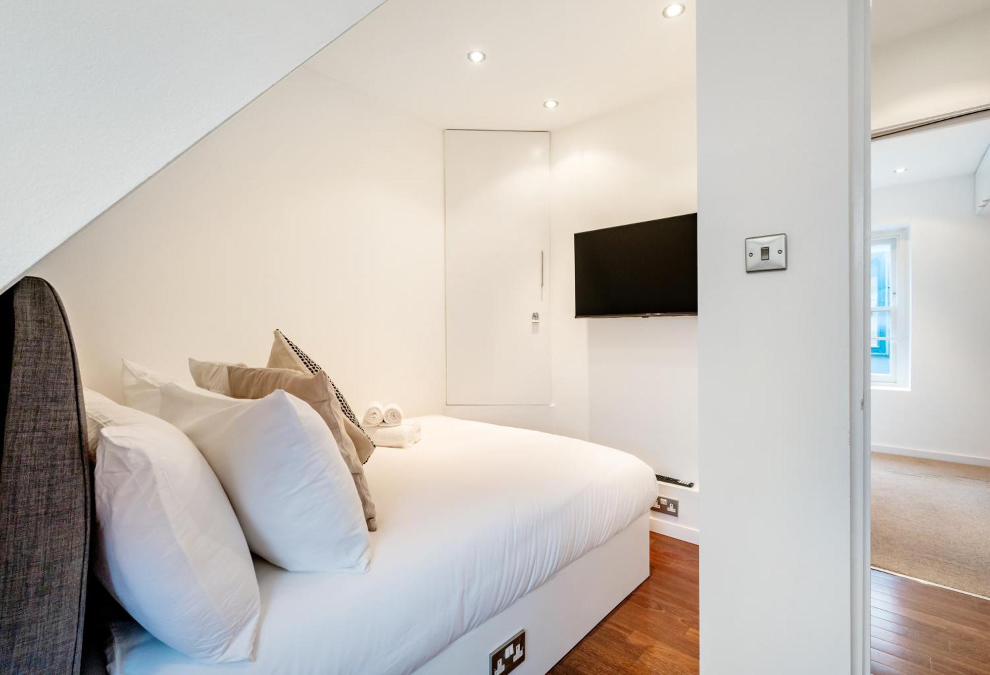 Huge & Central 3 Bedr, 4 Beds, Covent Gdn 런던 외부 사진
